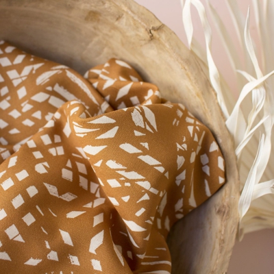 Tissu crêpe de viscose Shade ochre - Atelier Brunette
