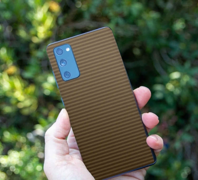 stickers samsung de couleur marron avec des rayures