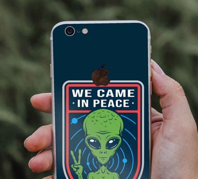 Insigne extraterrestre vintage avec texte autocollant iphone