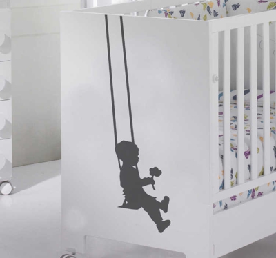 Sticker silhouette enfant balançoire