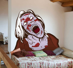 Sticker film femme zombie características