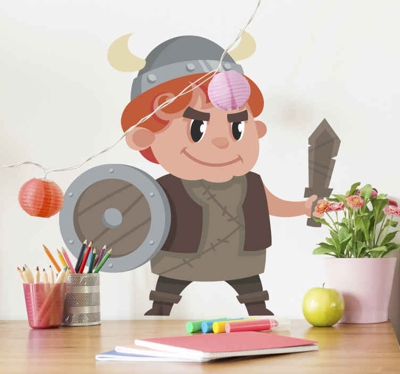 Autocollant Personnage Bouclier viking et épée souriant