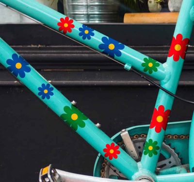 Autocollant Vélo Fleurs individuelles colorées