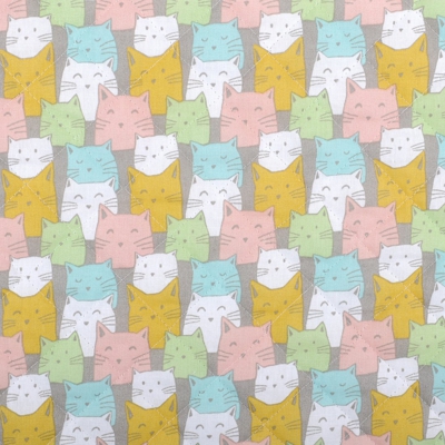 Tissu matelassé tête de chat et leurs pattes