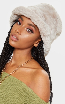 Bob beige en fausse fourrure, Beige