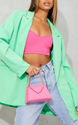 Mini sac enveloppe rose à anse chaîne dorée, Rose características