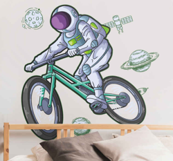 Sticker Mural Personalisé Astronaute faisant du vélo en oferta