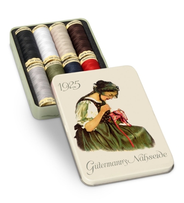 Coffret Nostalgie 1925 - 8 bobines de fil polyester 100m pour tout coudre - Gutermann