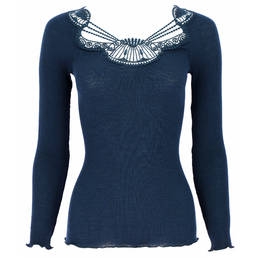 OSCALITO pull col et décolleté brodé en laine et soie Macramé