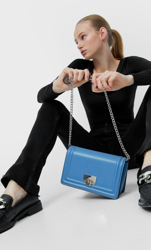 Stradivarius Sac Besace Fermoir Bleu 103 en oferta