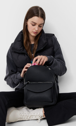 Stradivarius Sac À Dos Fermeture Éclair Noir 103 características