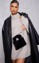 Mini sac à bandoulière en fausse fourrure noire, Noir características