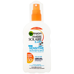 Garnier Ambre Solaire Spray sensible pour enfants SPF 50+ 200ml en oferta