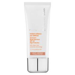 Crème solaire teintée Instant Radiance Sun Defense SPF 40 Dr Dennis Gross Skincare - Clair à Moyen 50 ml precio