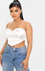 Petite - Crop top style corset blanc satiné à ourlet arrondi, Blanc características