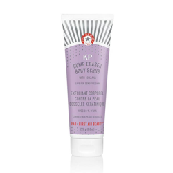 First Aid Beauty KP Bump Eraser Body Scrub with 10% AHA 226ml precio