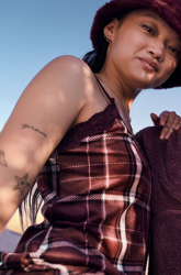 Hunkemöller Camisole velours Rouge características