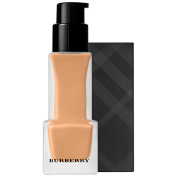 Burberry Matte Glow Fluid Foundation 30ml (Various Shades) - 70 Medium Cool en oferta