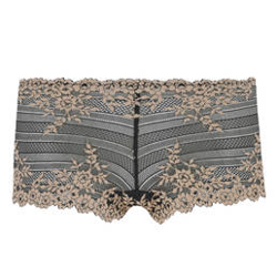 WACOAL shorty Embrace Lace en oferta