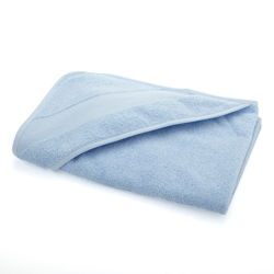 Serviette bébé avec capuche à broder - Bleu ciel precio