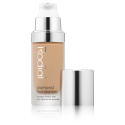 Rodial Diamond Foundation 30ml (Various Shades) - 40 en oferta