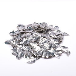 Sequin à coudre feuille argent 9x16mm en oferta