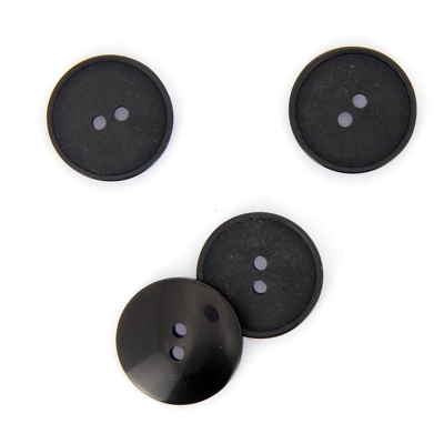Boutons plats 2 trous noir 23 mm