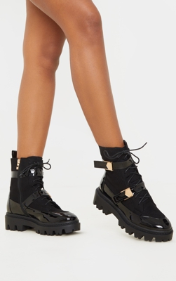 Bottines à talons crantées noires à boucles et lacets, Noir