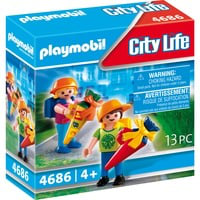Child’s First Day at School, Jouets de construction características