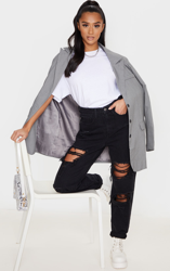 PRETTYLITTLETHING Petite - Jean mom noir très déchiré, Noir en oferta