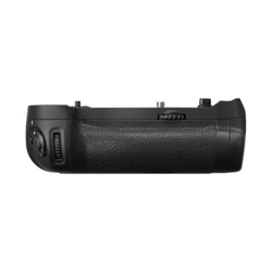 MB-D18 Nero astuccio per fotocamera digitale a batteria en oferta