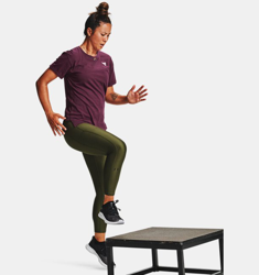 Maglia a manica corta Project Rock Charged Cotton® da donna características