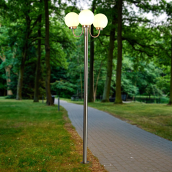 Lampione Laci in acciaio a 3 luci características