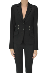 Metal details blazer características