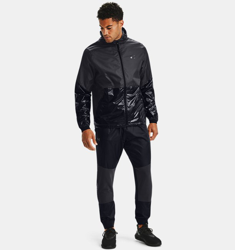 Giacca UA Recover Legacy Windbreaker da uomo precio