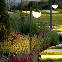 Lampione Donez con paralume di vetro características