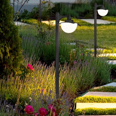 Lampione Donez con paralume di vetro