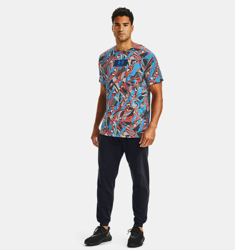 Maglia a manica corta UA All Over CF Logo da uomo características