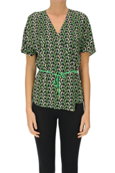 Wraparound crepe top características