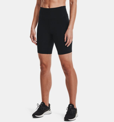Short UA Meridian Bike da donna en oferta
