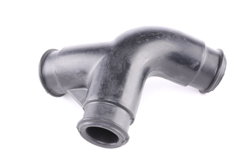 VAICO Ventilazione Carter V10-2275 Tubo flessibile,  Ventilazione monoblocco VW,AUDI,SKODA,PASSAT Variant (3B6),PASSAT (3B3),A4 Avant (8E5, B6) en oferta