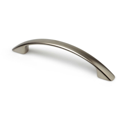 Maniglia stile contemporaneo , Zama, Nichel Bisú, 96mm interasse. Marchio REI características