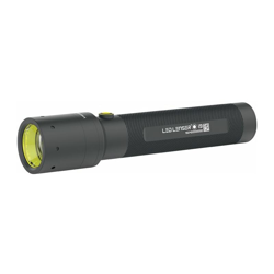 LEDLENSER Torcia a LED 400/40Lm fluorescente.260/80m incl. 2xC 1,5V Batt. fluorescente. 4/25h en oferta