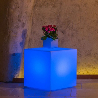 Lampada Cubo In Resina Quadrato H40 Luce Azzurra 40x40Cm - IDRALITE