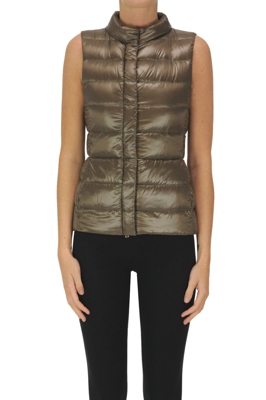 Sleeveless down jacket