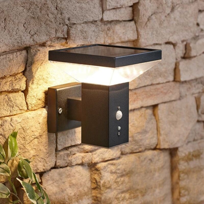 Lampada per Esterno Quadrata e Nera con Sensore di Movimento e Protezione IP44 - BIARD