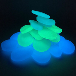Stickerslab - Pietre piatte ecosostenibili che si illuminano al buio in vetro fosforescenti Colore - Acquamarina, Quantità - 1 KG (Circa 85/90 pietre) precio