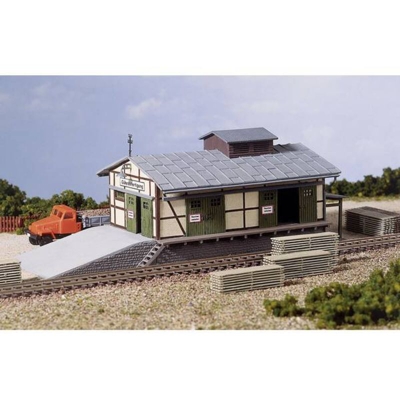 Magazzino merci con rampa 11 351 H0 - Auhagen