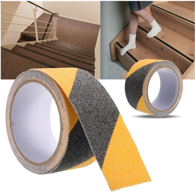 NASTRO ADESIVO ANTISCIVOLO GIALLO NERO DI SEGNALAZIONE PERICOLO PER INTERNI ED ESTERN | 50mm x 6mt - NCB