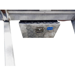 TRUCK 23 41023 Cassa in lamiera bugnata Alluminio (L x L x A) 425 x 265 x 260 mm - Alutec en oferta